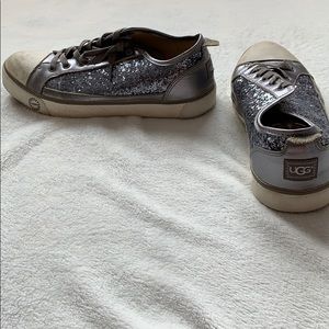 UGG silver converse with fur inside